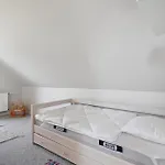 3 Bedroom Awesome In