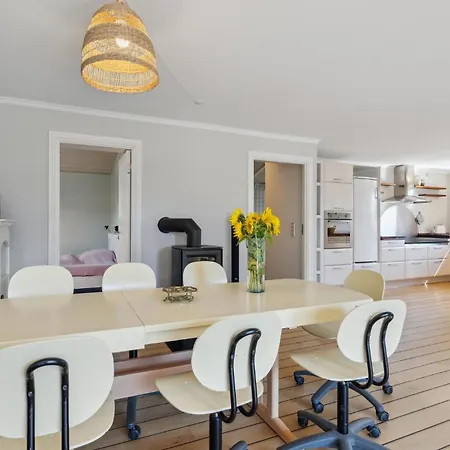 Beautiful In With Kitchen Semesterbostad *
