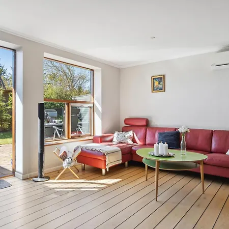 3 Bedroom Awesome In Feriehus