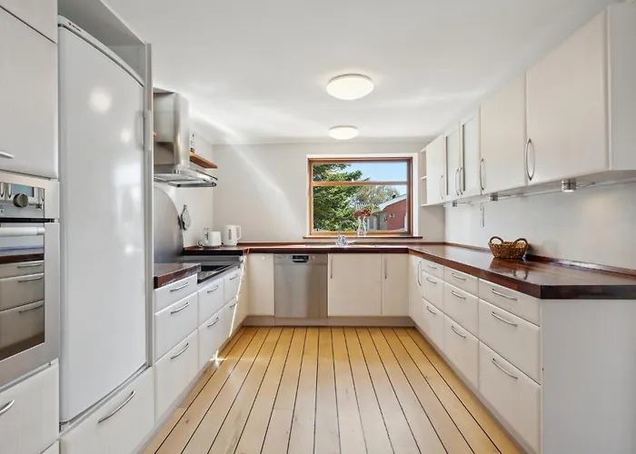 3 Bedroom Awesome In 別荘